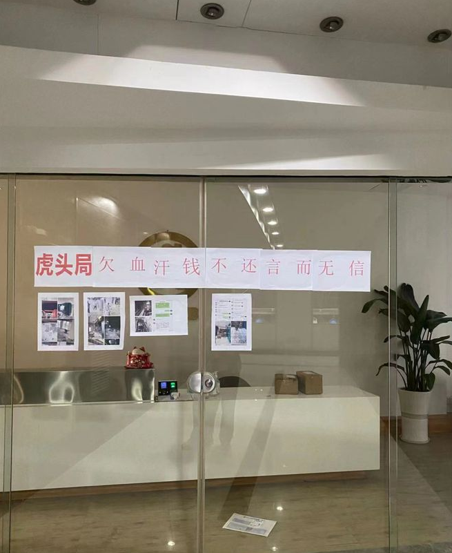 6F76FEA9-E26D-4bca-808E-2EC3762F7216.png